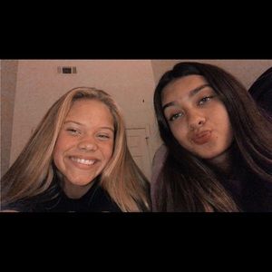 Meet your Posher, Isabel